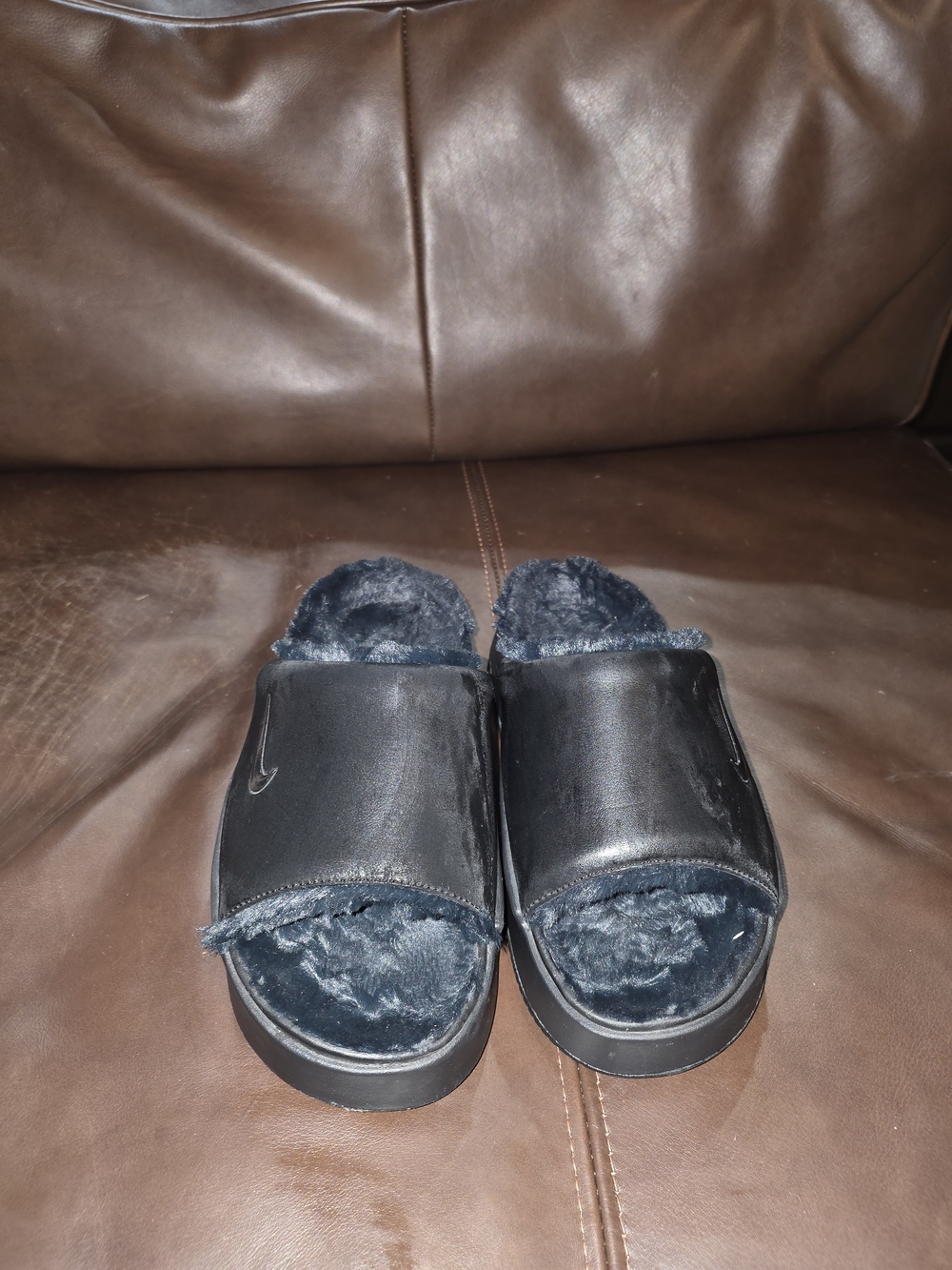 Nike Women's Black Faux Fur Slide Slippers